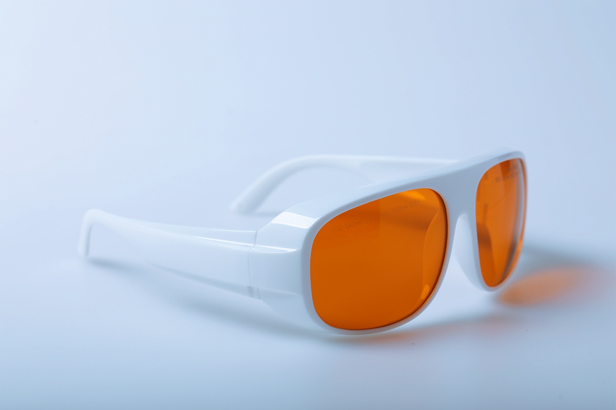 Can Lab Lasers Be Blocked by Sunglasses?